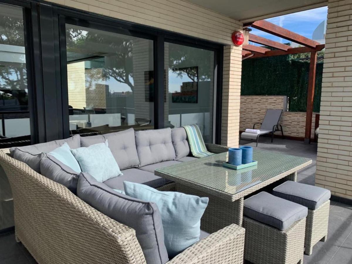 Casa Primera Linea De Mar En Holiday home Cambrils